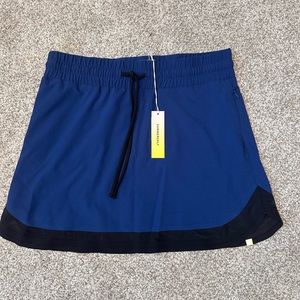 Summersalt The Beyond the Lounge Chair Skirt - Atlantic & Sea Urchin